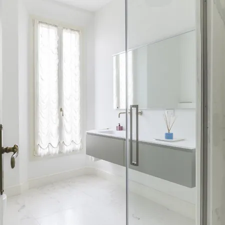 Design In The Old Town Bolonia