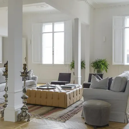 Apartment Design In The Old Town *
