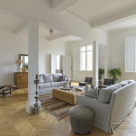 Design In The Old Town Bolonia