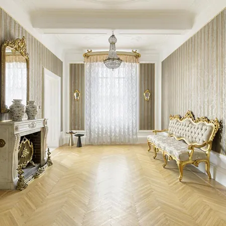 Design In The Old Town Apartment *